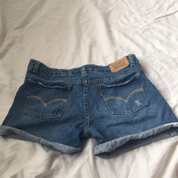 Levi’s Shortall Shorts - Picture 4 of 4